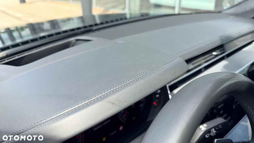 Audi A8 L 55 TFSI mHEV Quattro Tiptr - 28