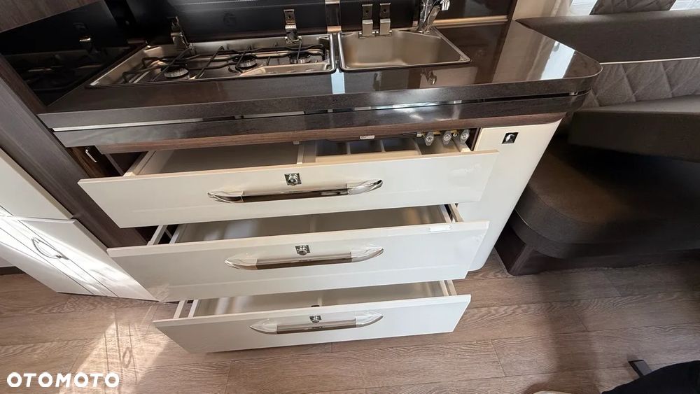 Hobby 560 WFU Prestige - 16