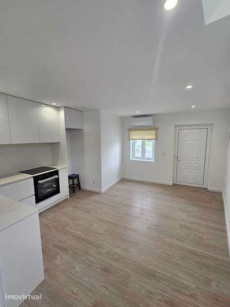 ** Investidores ** Apartamento T1 + T1 - Leiria - Grande imagem: 3/11