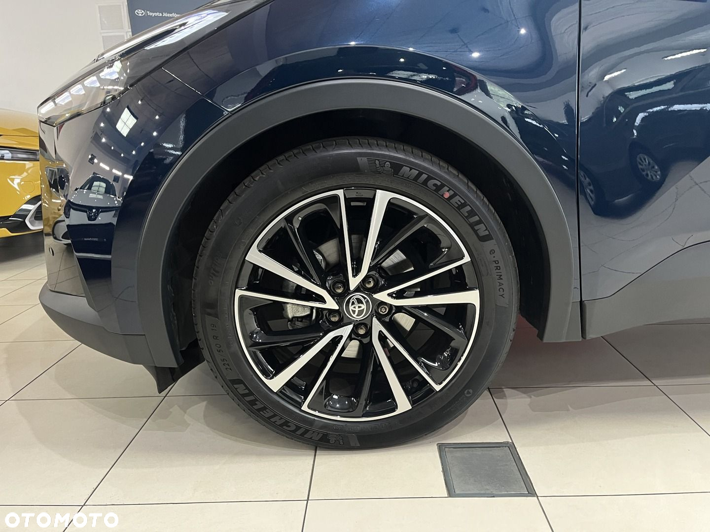 Toyota C-HR - 10