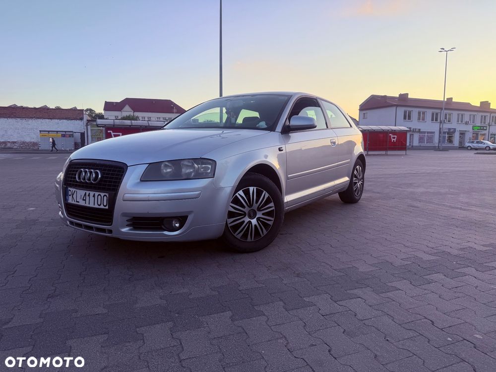 Audi A3 3-drzwiowe 1.6 Ambition - 3