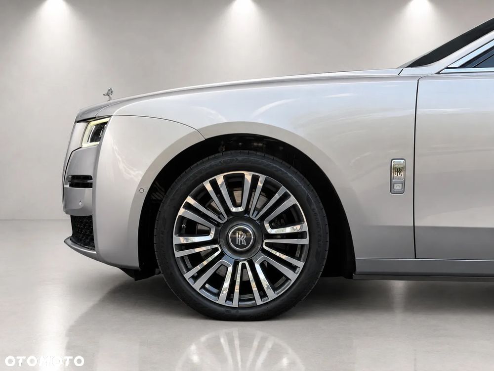 Rolls-Royce Ghost Standard - 7