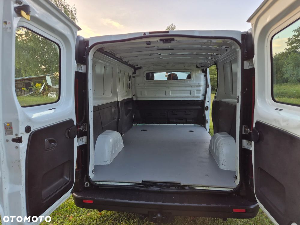 Renault Trafic Long L2H1 - 24