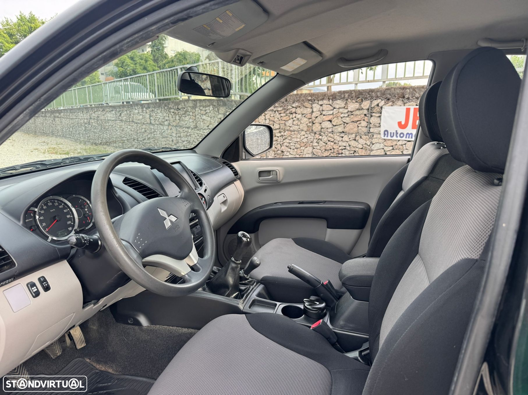 Mitsubishi L200 2.5 DI-D Club Intense 4WD - 7