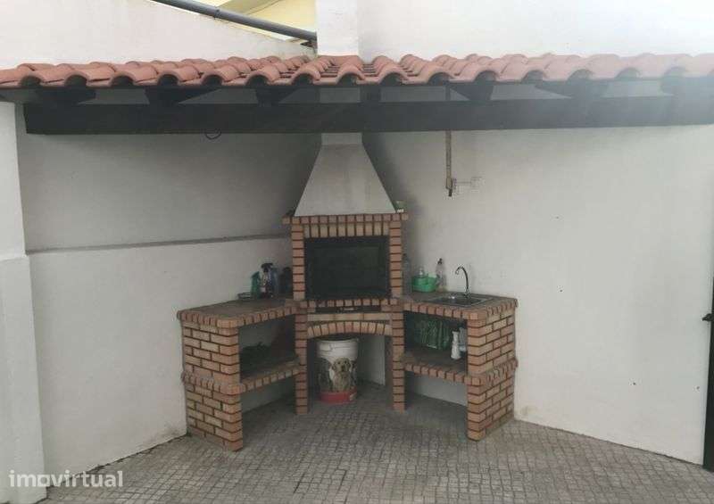 Moradia V4 para arrendar em Loures - Grande imagem: 3/8