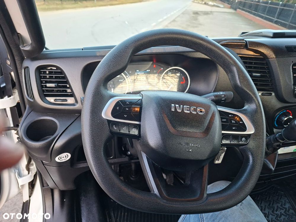 Iveco Daily - 24