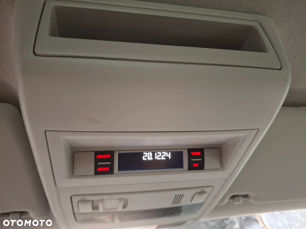 Volkswagen T6 Tansporter 4 MOTION Napęd 4x4 Webasto Klimatyzacja Grzane Fotele Hak Najmocniejsza Wersja 204 KM Pomarańczowy Służba Drogowa 9 Miejsc W Dowodzie - 8