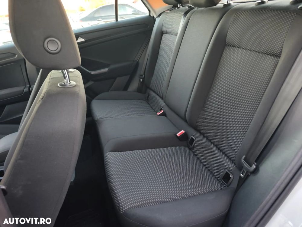 Volkswagen T-Roc 1.0 TSI Advanced - 13