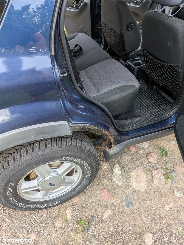 Ford Maverick 2.0 - 10