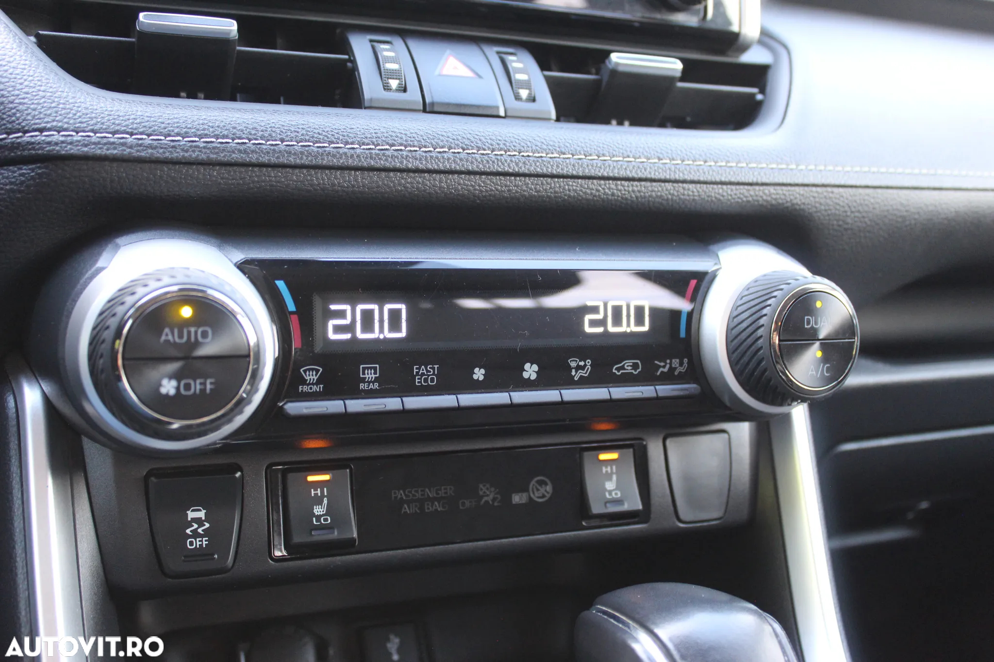 Toyota RAV4 - 23