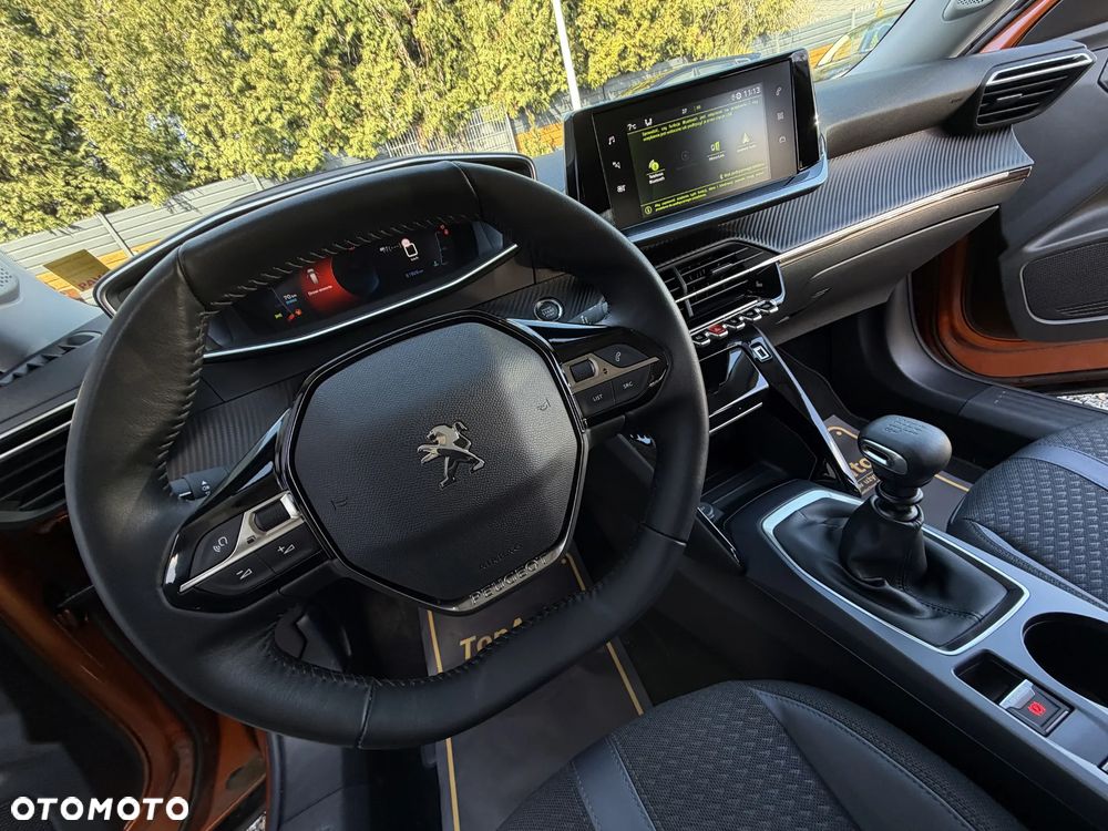 Peugeot 2008 1.5 BlueHDi Allure - 29
