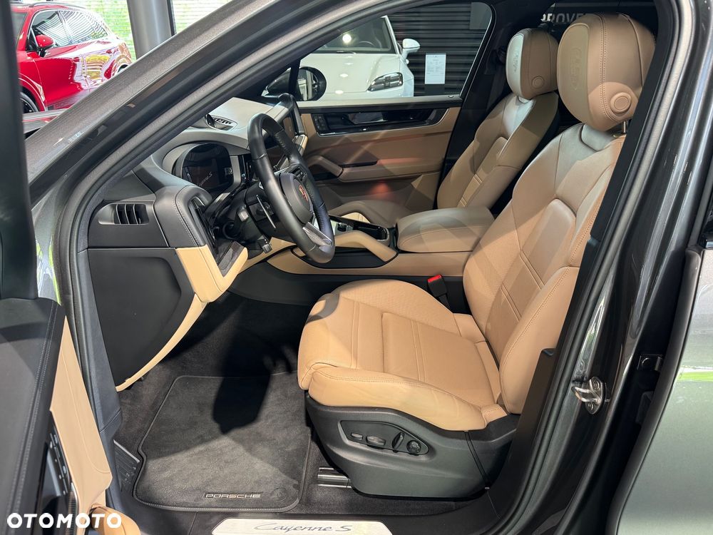 Porsche Cayenne S - 10