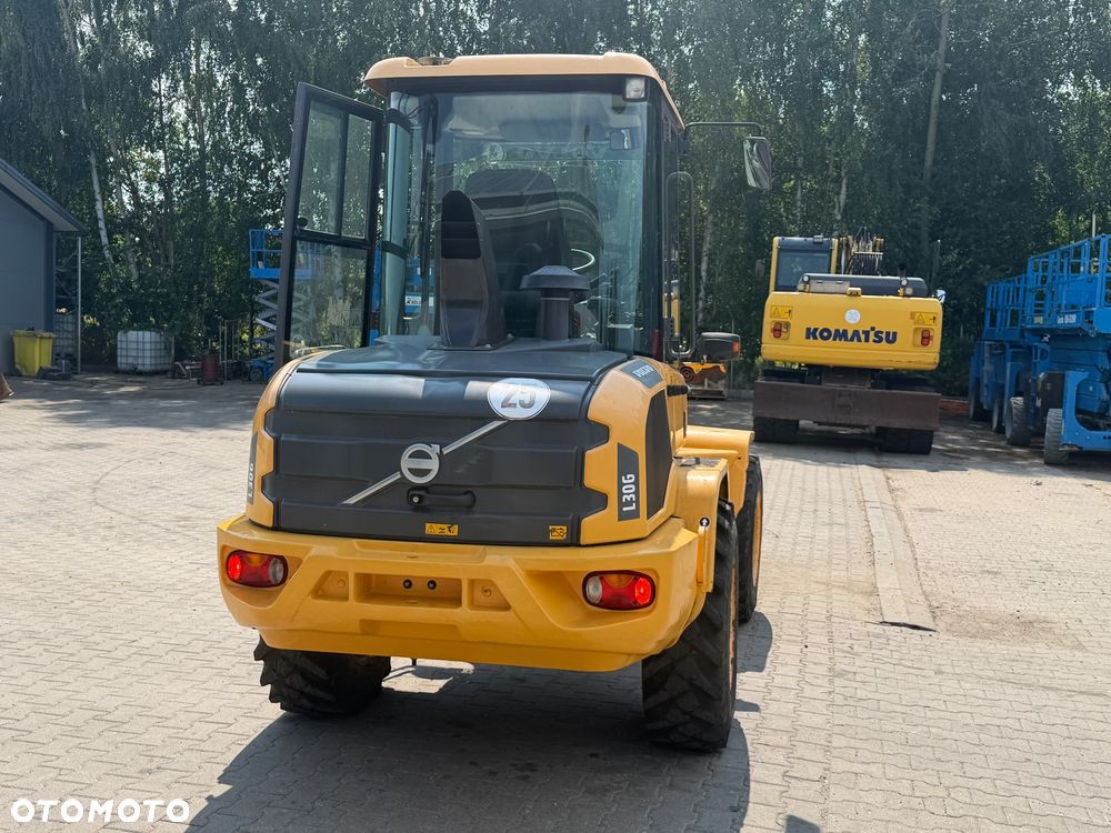 Volvo L30G - 7
