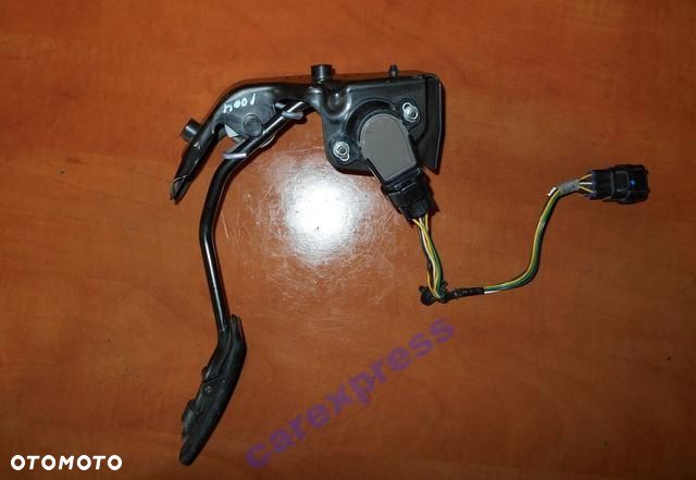 POTENCJOMETR PEDAŁ GAZU AVENSIS 2.0 D4D 8928147010 - 1
