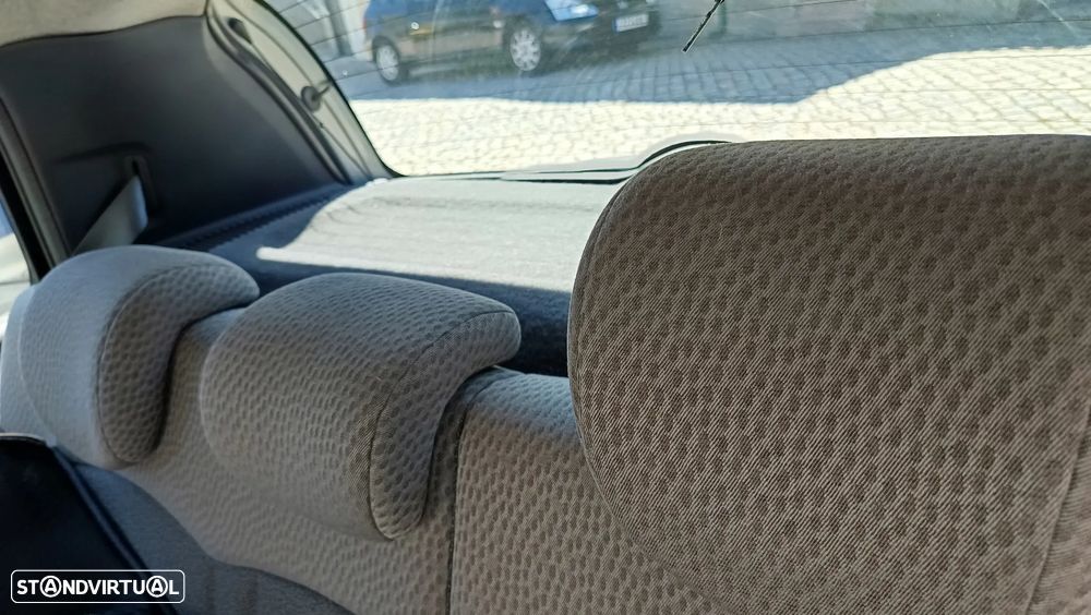 Renault Clio 1.5 dCi Confort - 9