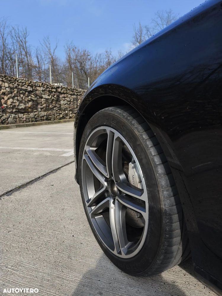 Mercedes-Benz E - 14