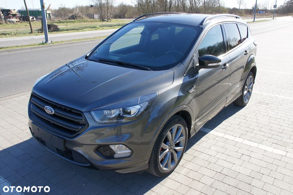 Ford Kuga 1.5 EcoBoost 4x4 ST-Line - 1