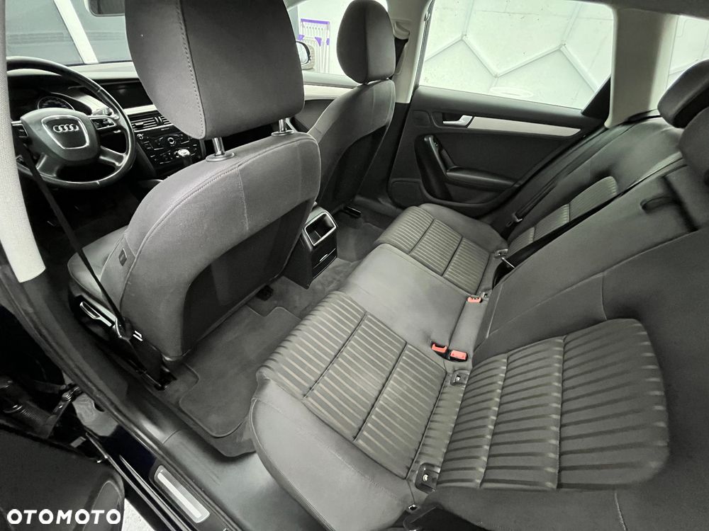 Audi A4 Avant 2011