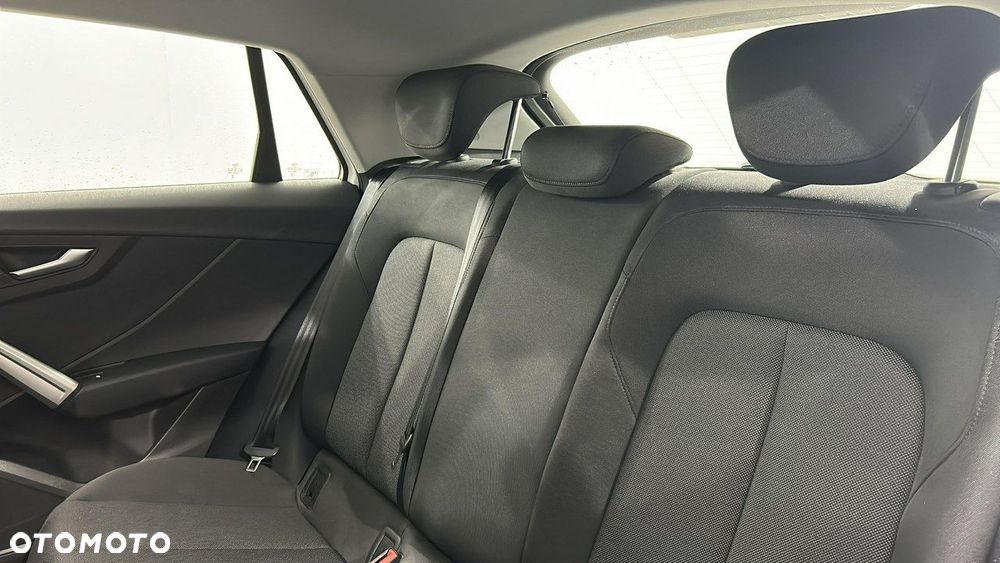 Audi Q2 35 TFSI S tronic - 12