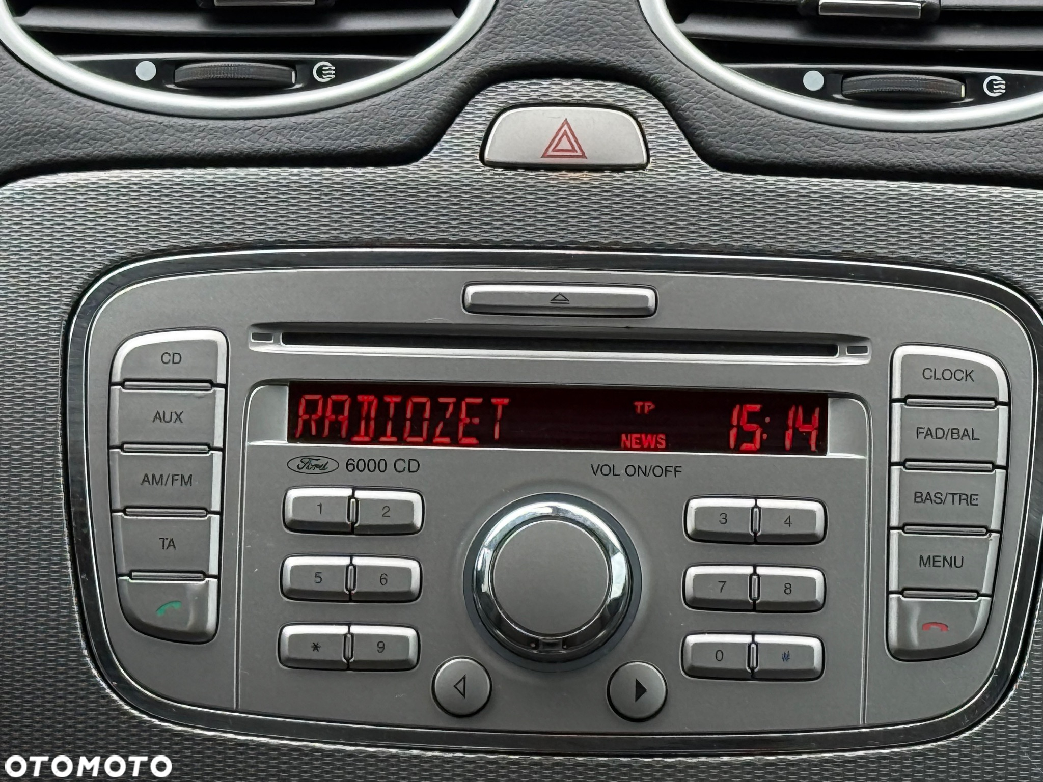 Ford Focus 1.8 Titanium - 13