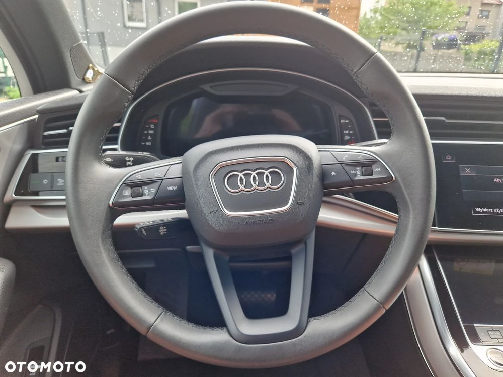 Audi Q7 - 24