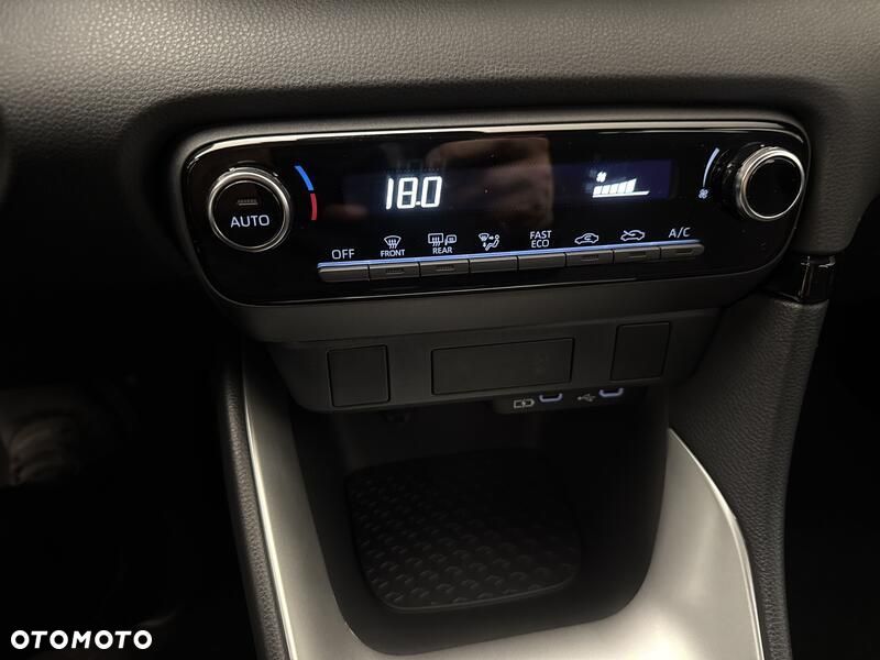 Toyota Yaris Hybrid 1.5 Comfort - 16