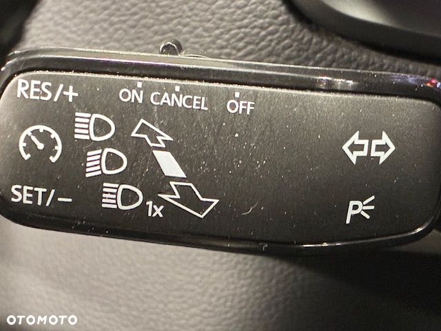 Skoda Karoq 1.5 TSI ACT 4x2 Ambition DSG - 28