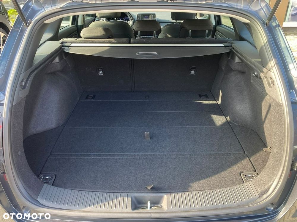 Hyundai i30 1.5 DPI Modern - 30