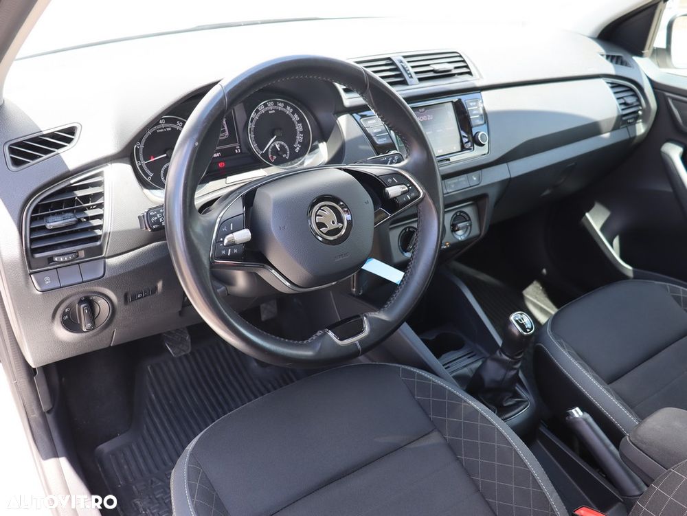 Skoda Fabia - 14