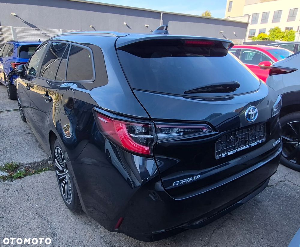 Toyota Corolla 2.0 Hybrid Executive - 4