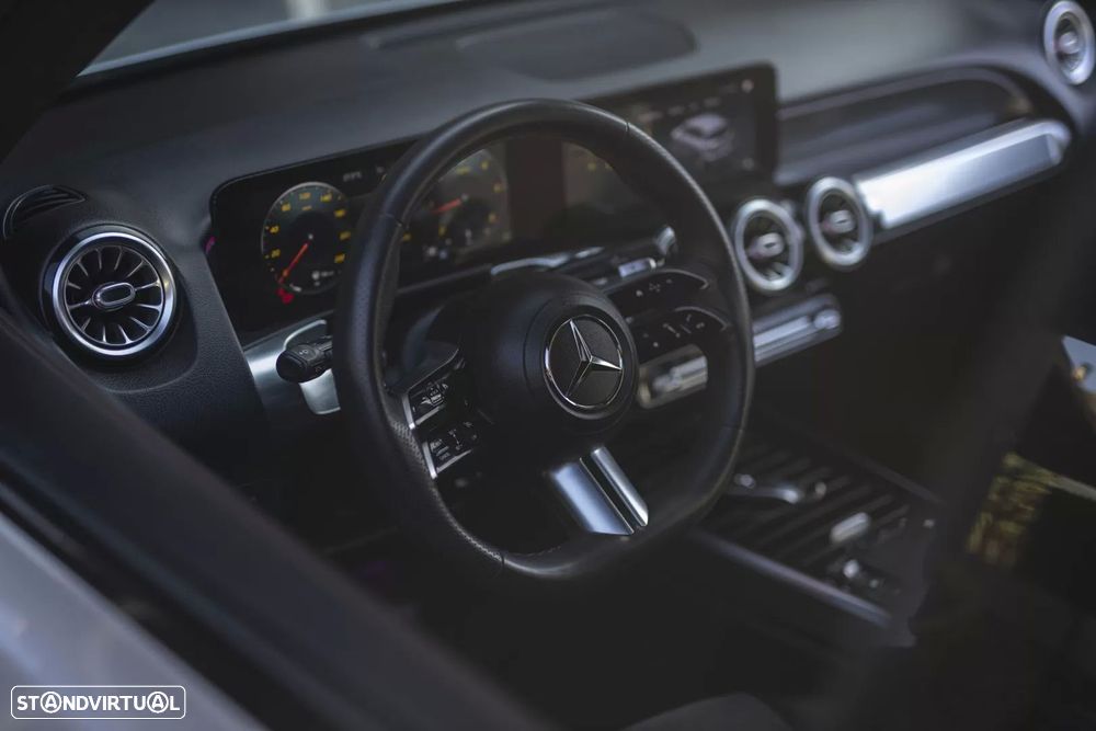 Mercedes-Benz GLB 180 d AMG Line - 14