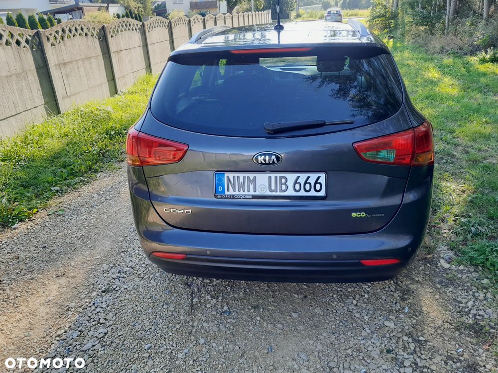 Kia Ceed 1.6 CRDi 128 Dream-Team Edition - 5