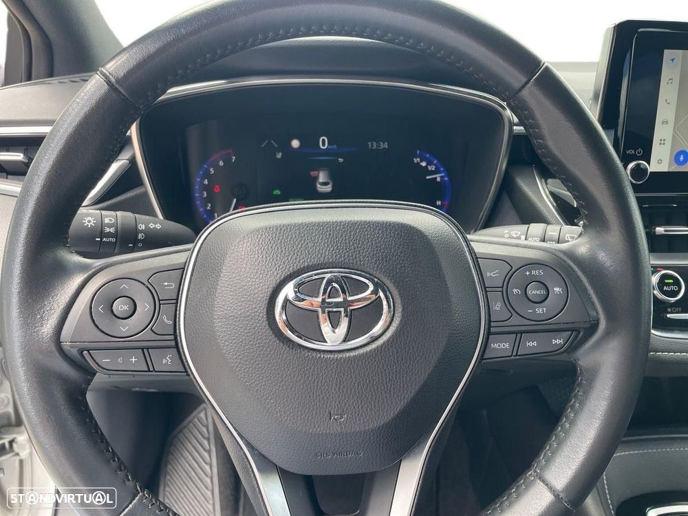 Toyota Corolla Touring Sports - 13