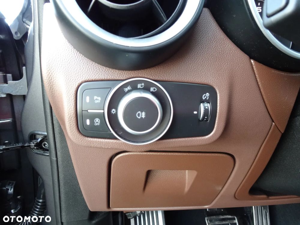 Alfa Romeo Stelvio 2.0 Turbo Sprint Q4 - 39