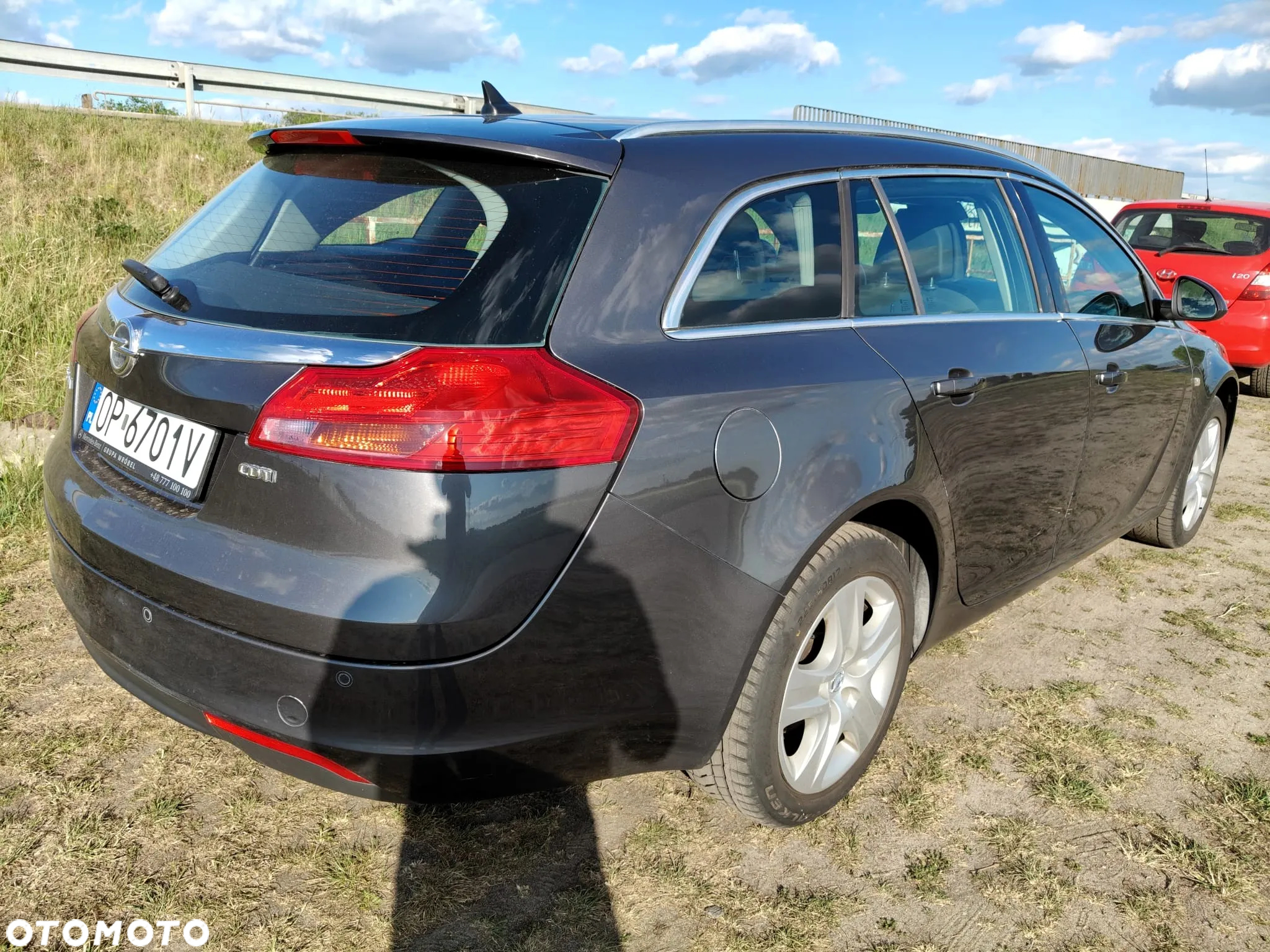 Opel Insignia 2.0 CDTI Sports Tourer Design Edition - 4