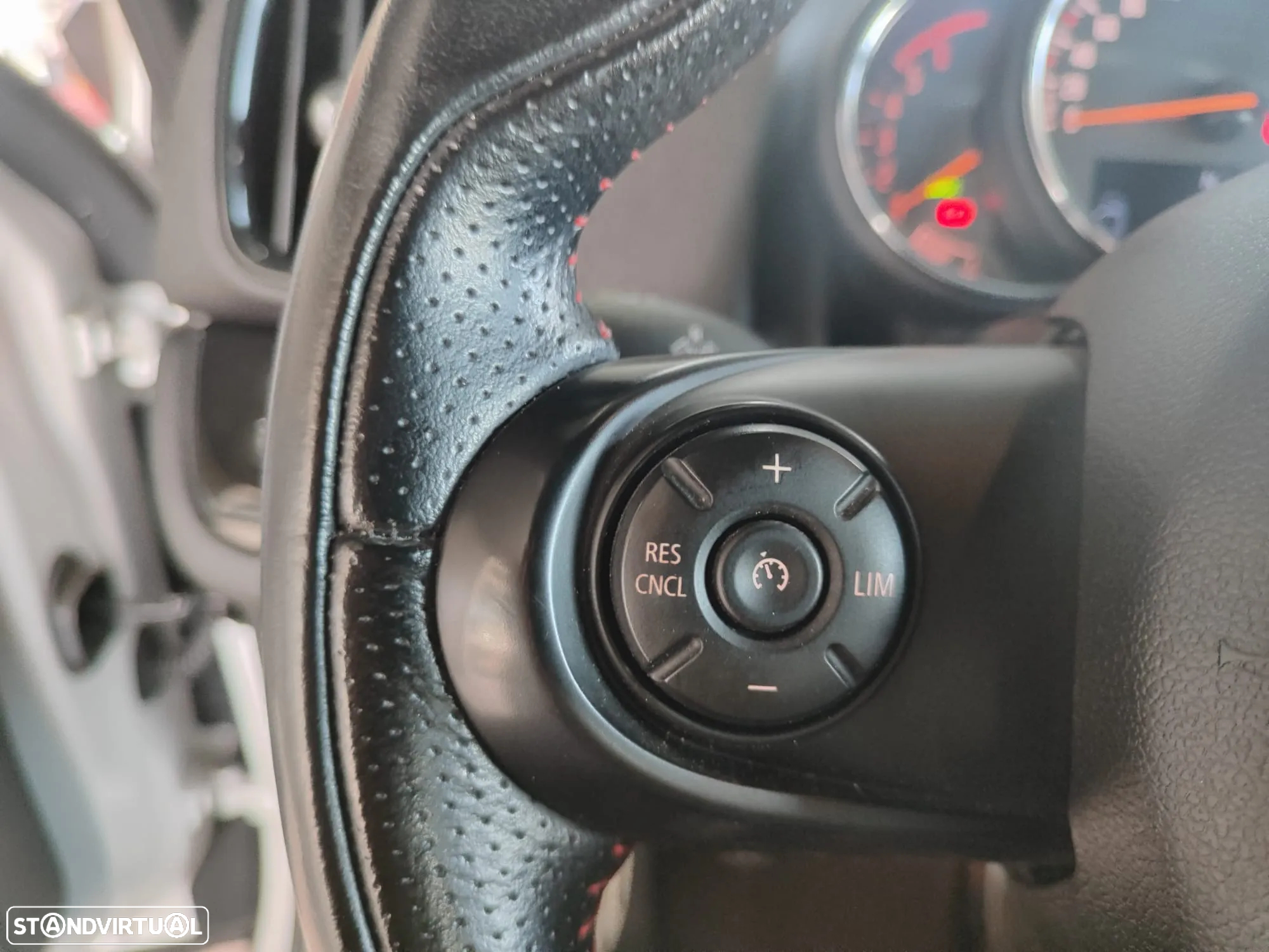 MINI Countryman One D - 29
