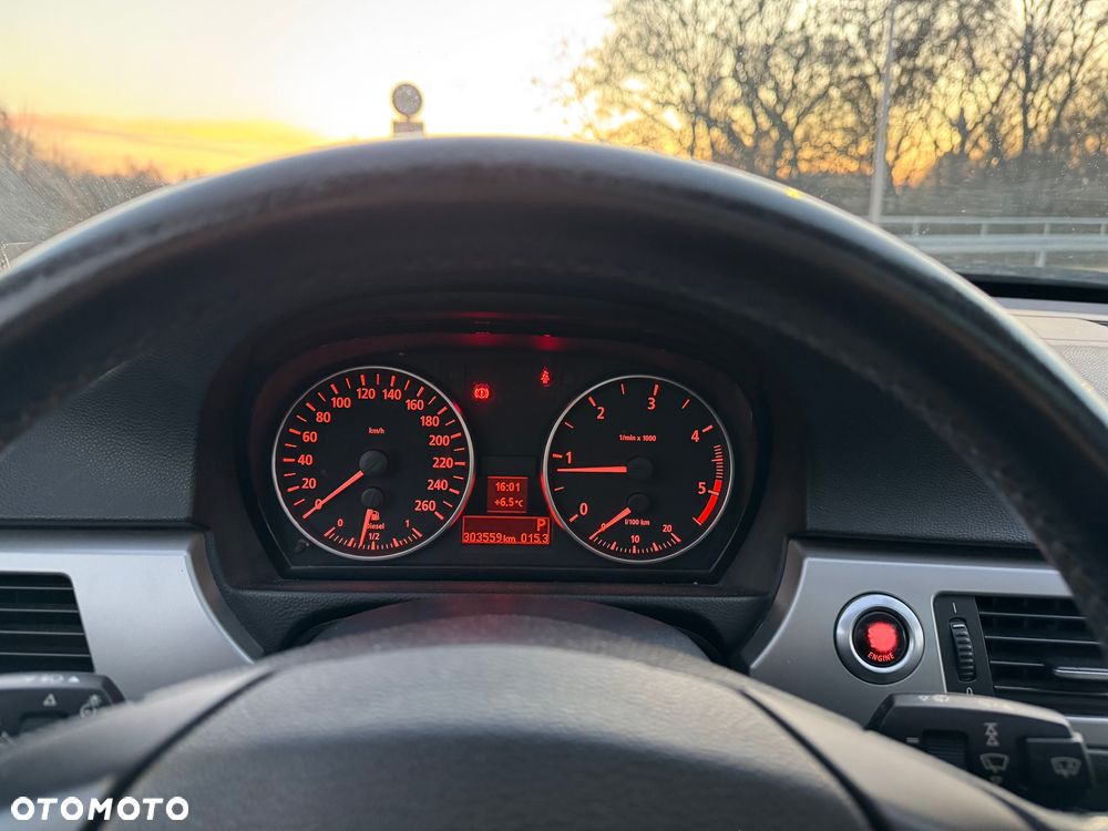 BMW Seria 3 - 12