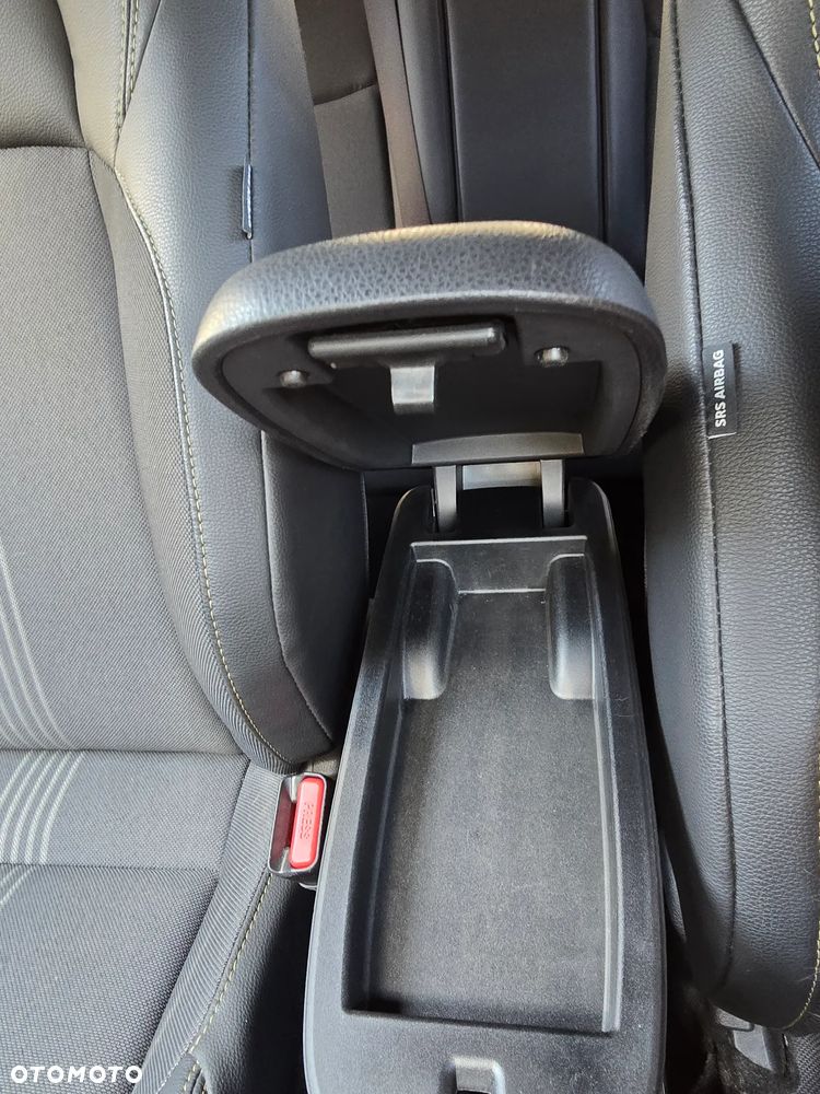Toyota Yaris Cross Hybrid 1.5 Adventure - 17