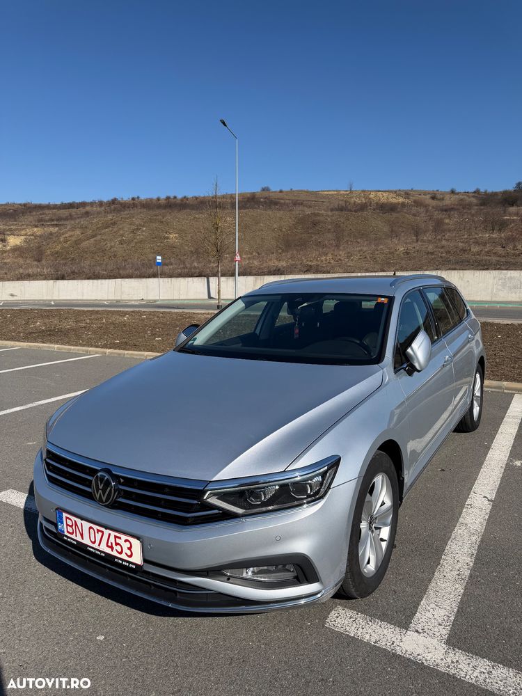 Volkswagen Passat 2.0 TDI SCR DSG Elegance - 3