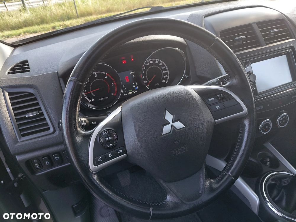 Mitsubishi ASX 1.8 DID Instyle NAVI AS&G - 16