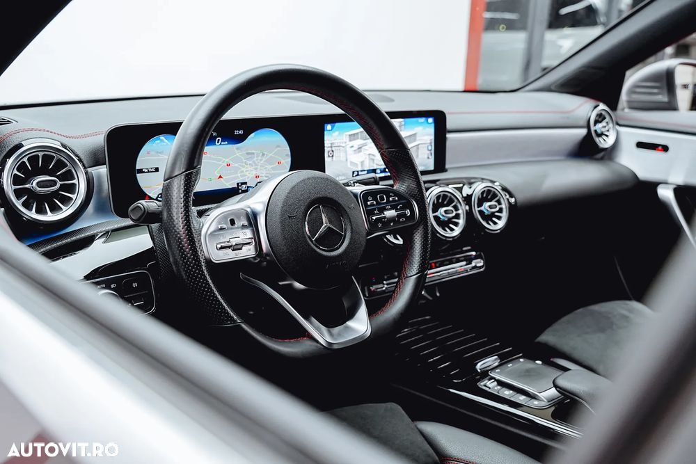 Mercedes-Benz CLA 180 7G-DCT AMG Line - 23