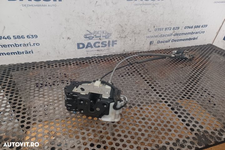 Broasca usa fata dreapta 813201J000 Hyundai i20 PB [2008 - 2012] Hatc - 1