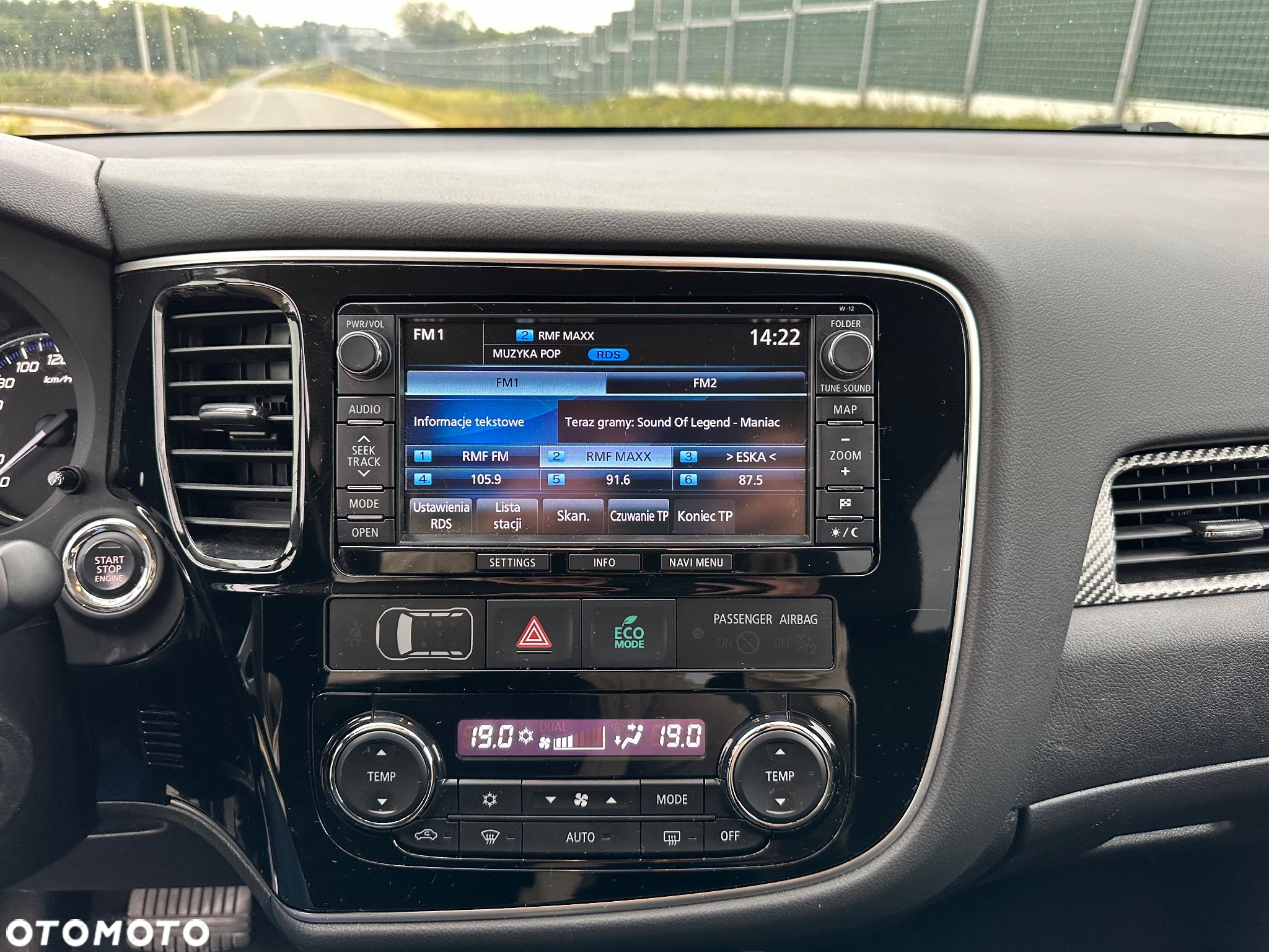 Mitsubishi Outlander 2.2 DI-D 4WD Automatik Instyle - 14