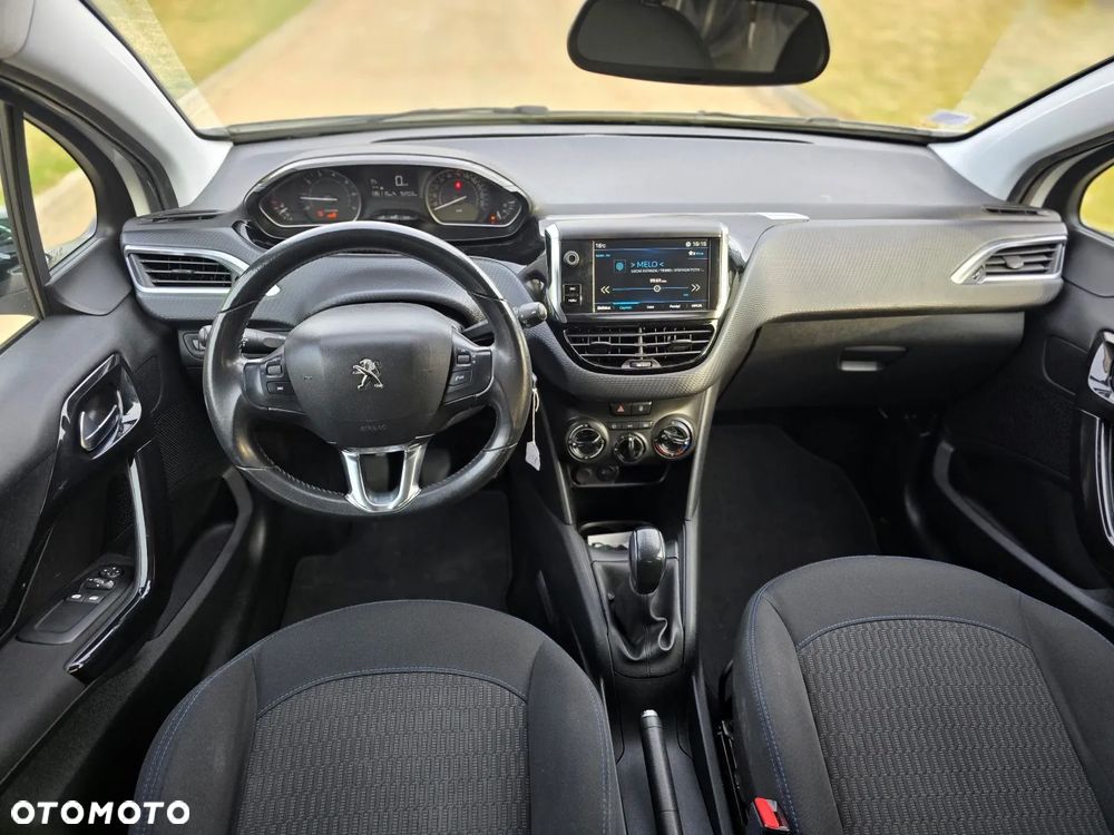 Peugeot 208 PureTech 82 Start & Stop Style - 14