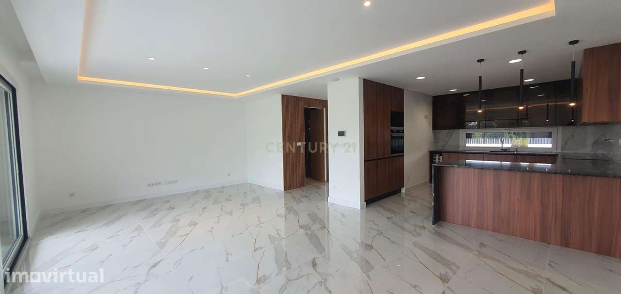 Moradia de Luxo  T3 +1 CAPARICA - Grande imagem: 3/24