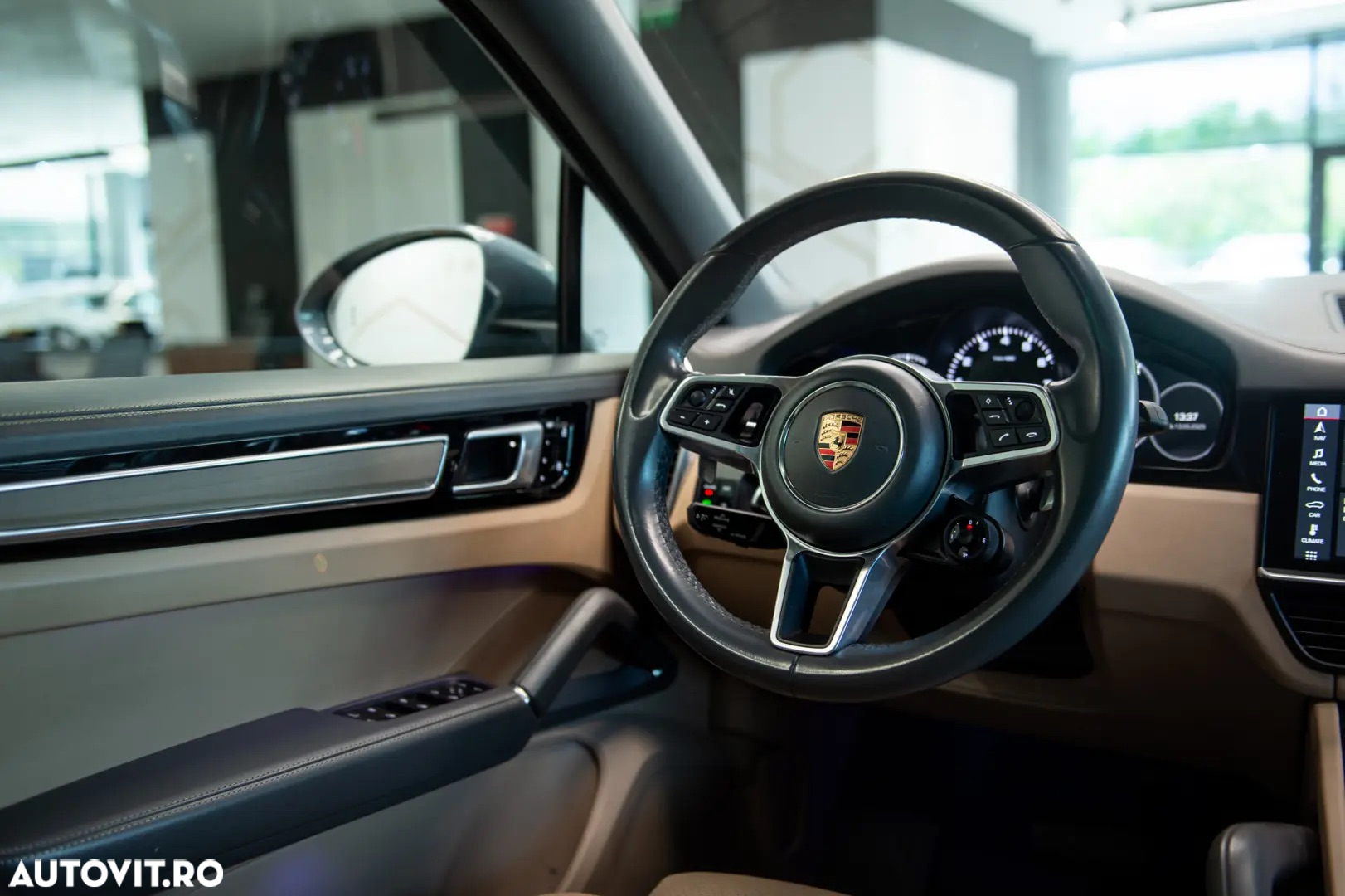 Porsche Cayenne Coupe Standard - 26