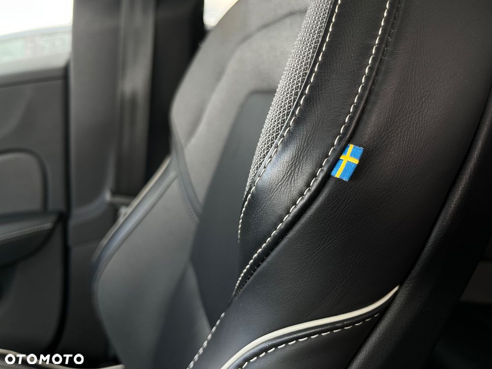 Volvo V60 B4 D Geartronic RDesign - 27