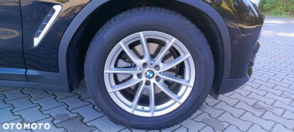 BMW X3 sDrive18d - 39
