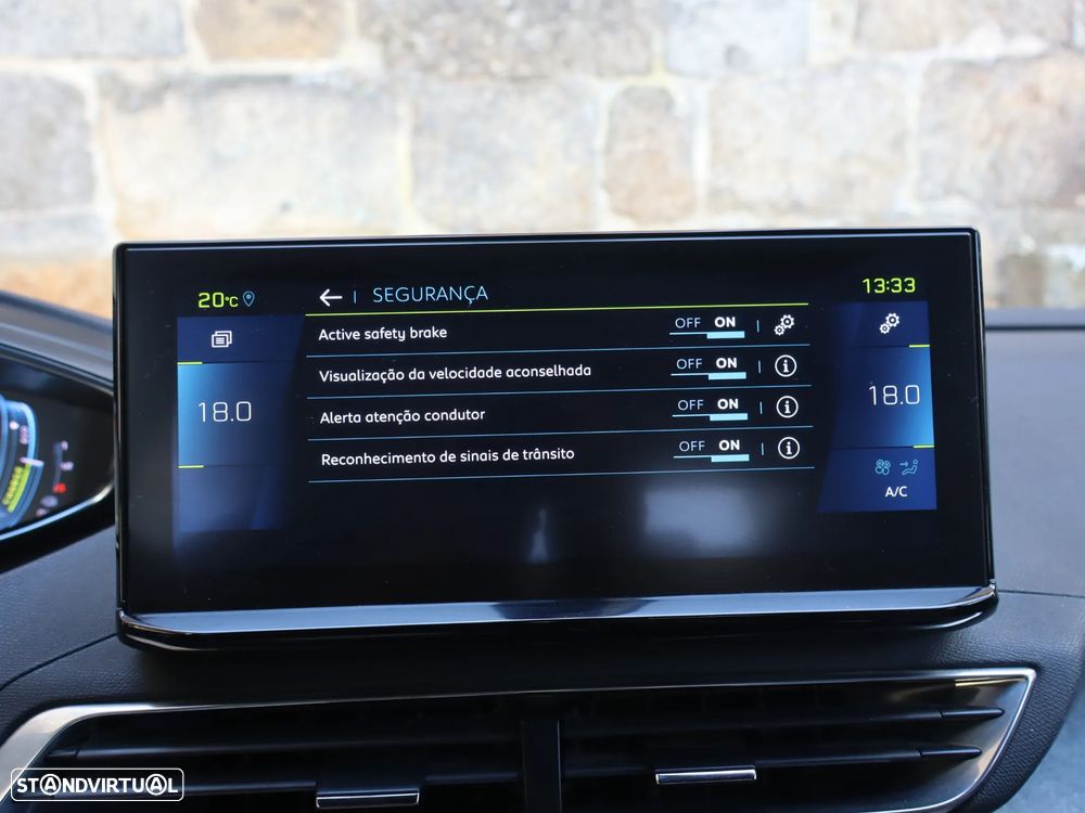 Peugeot 3008 225 e-EAT8 GT Pack - 30