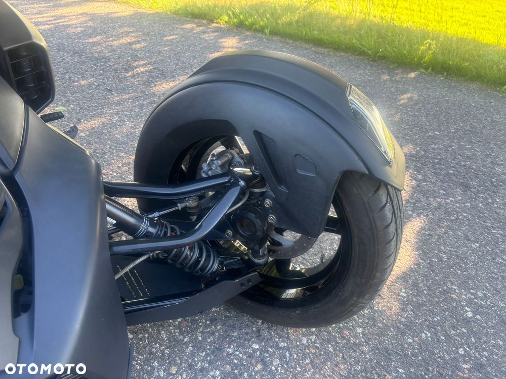 Can-Am Ryker - 9
